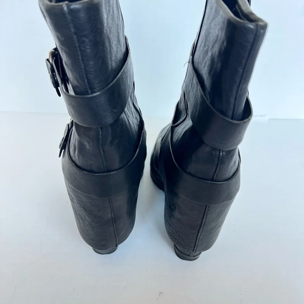 Vera Wang Lavender York Wedge Boots - Picture 8 of 15